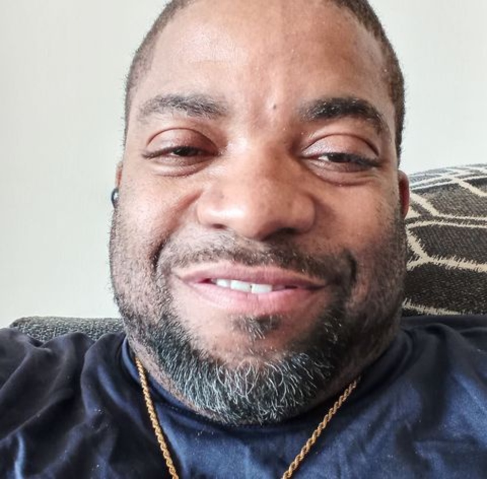 Meet your Posher, Charles